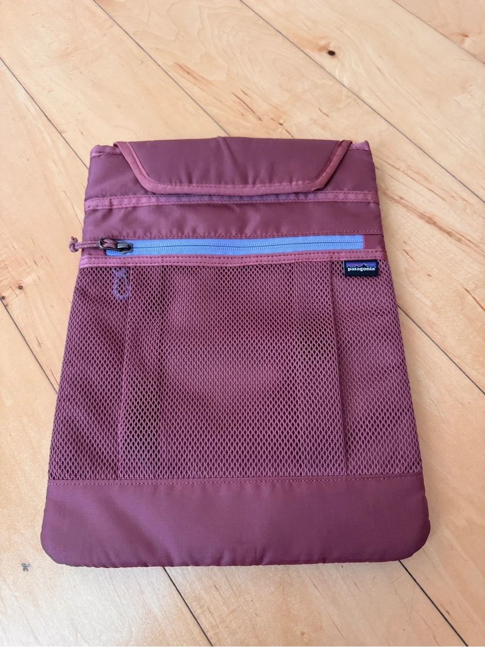 New Patagonia laptop sleeve 13in Canyon Brown with Purple